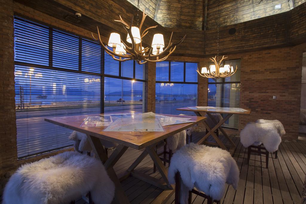 Hotel Costaustralis Пуерто Наталес Екстериор снимка